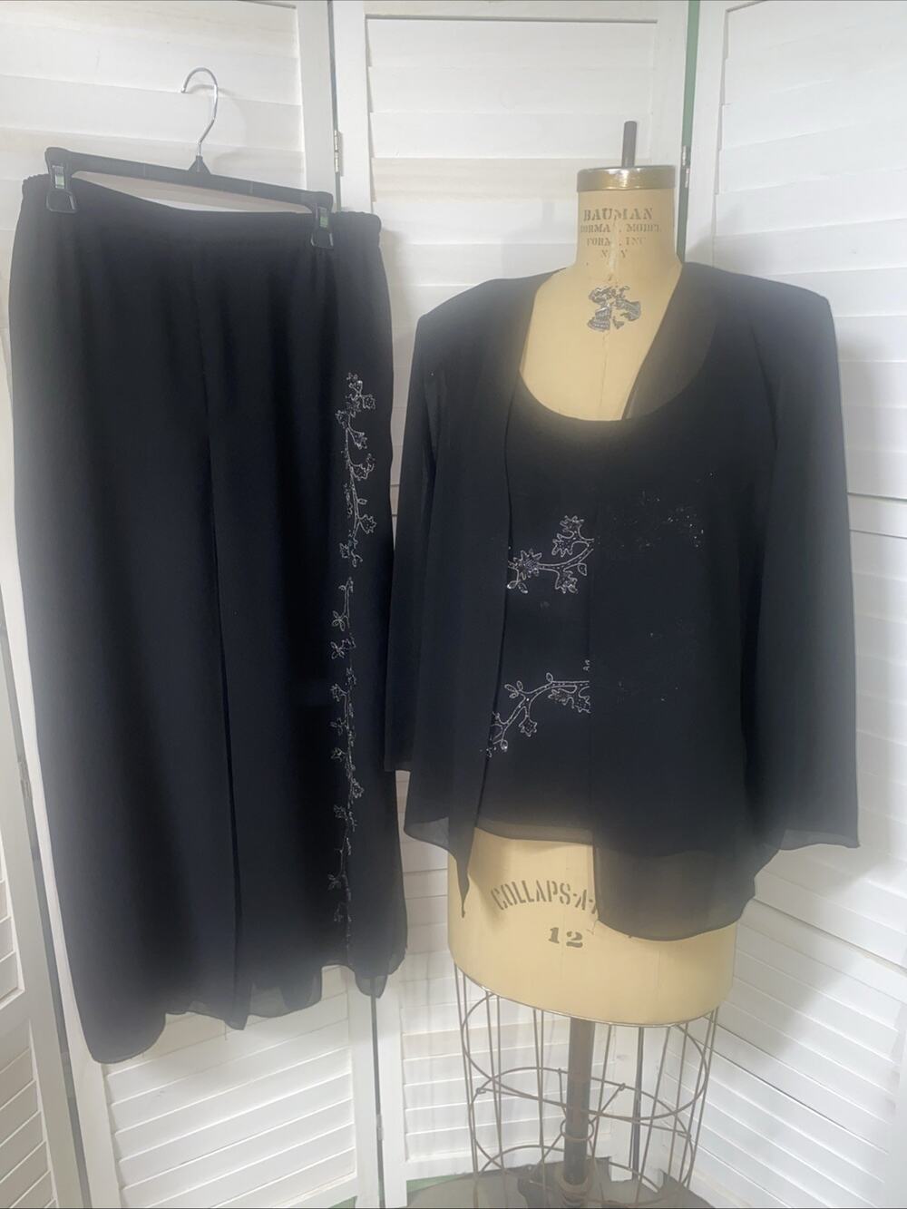 R&M Richards 3 Pc Pant Suit Set Women’s Sz 18 Black Formal Evening Sequin Beads
